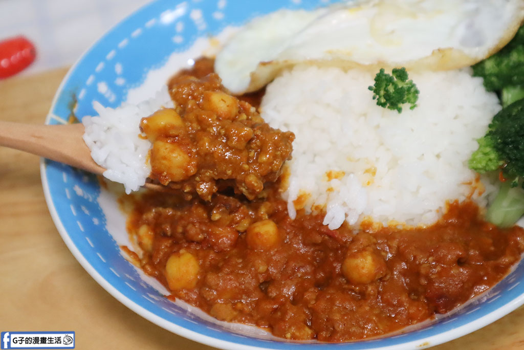 在家吃飯也能超享受!橫須賀調理所惡魔乾咖哩開箱|咖哩控必囤的冷凍宅配美食 @G子的漫畫生活 在家吃飯也能超享受!橫須賀調理所惡魔乾咖哩開箱|咖哩控必囤的冷凍宅配美食 @G子的漫畫生活