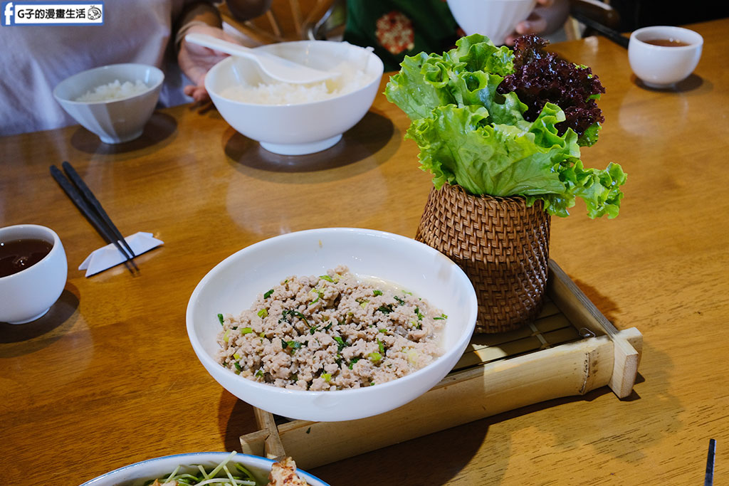 【清境美食推薦】雲香園：絕美玻璃屋景觀餐廳，必吃招牌過橋米線與道地雲南料理，附菜單與停車資訊 @G子的漫畫生活