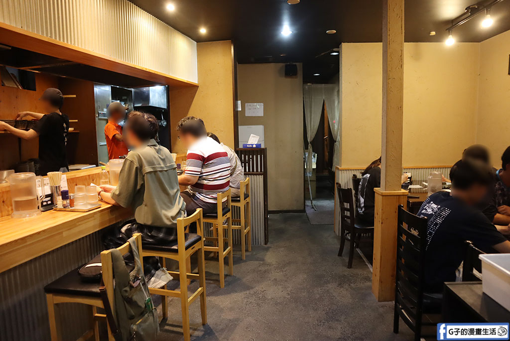 【盛岡美食】麺屋 いおり:隱身巷弄的高評價煮干拉麵!岩手自由行必吃,超濃郁 8 種小魚乾精華湯底(含菜單) @G子的漫畫生活 【盛岡美食】麺屋 いおり:隱身巷弄的高評價煮干拉麵!岩手自由行必吃,超濃郁 8 種小魚乾精華湯底(含菜單) @G子的漫畫生活