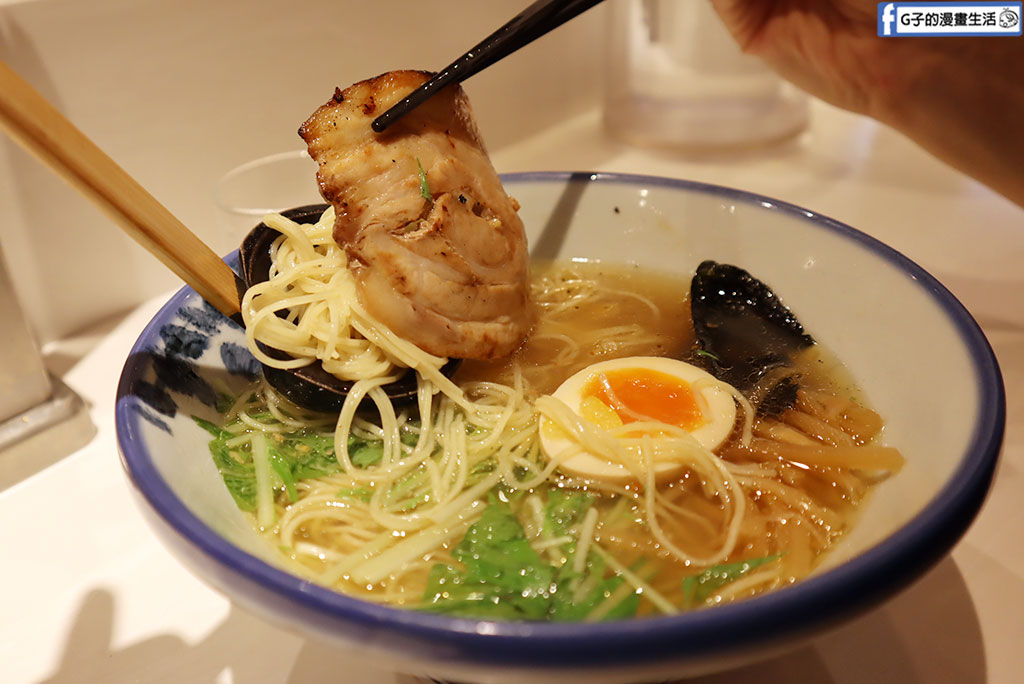 東京美食推薦|AFURI 阿夫利拉麵新宿店:清爽柚子鹽香氣,新宿車站必吃淡麗系首選 @G子的漫畫生活 東京美食推薦|AFURI 阿夫利拉麵新宿店:清爽柚子鹽香氣,新宿車站必吃淡麗系首選 @G子的漫畫生活