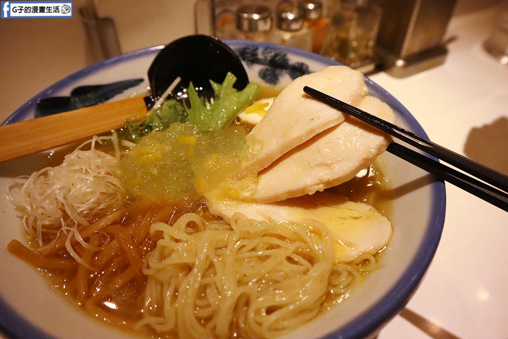 東京美食推薦|AFURI 阿夫利拉麵新宿店:清爽柚子鹽香氣,新宿車站必吃淡麗系首選 @G子的漫畫生活 東京美食推薦|AFURI 阿夫利拉麵新宿店:清爽柚子鹽香氣,新宿車站必吃淡麗系首選 @G子的漫畫生活