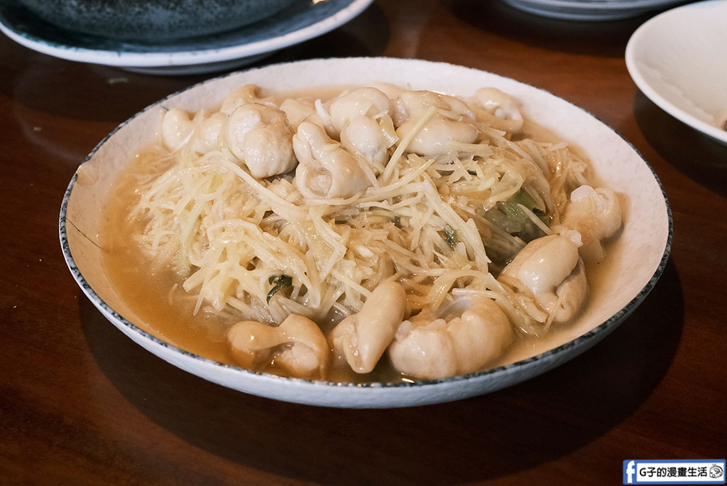 苗栗三義桐花村好拍好停車,但值得排隊嗎?梅干扣肉很下飯的中肯食記 @G子的漫畫生活 苗栗三義桐花村好拍好停車,但值得排隊嗎?梅干扣肉很下飯的中肯食記 @G子的漫畫生活
