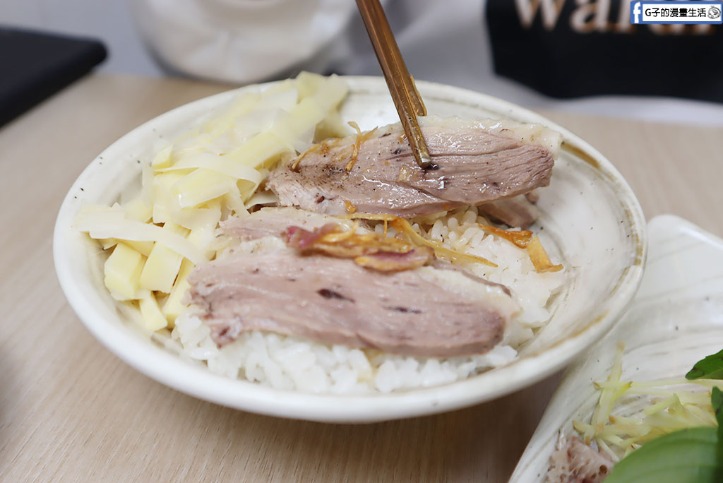 永和美食推薦》偶鵝嚐嚐永和店:雲林直送溫體鵝肉買一送一快衝!必點銷魂鵝肉飯加黃金鵝油蛋 @G子的漫畫生活 永和美食推薦》偶鵝嚐嚐永和店:雲林直送溫體鵝肉買一送一快衝!必點銷魂鵝肉飯加黃金鵝油蛋 @G子的漫畫生活