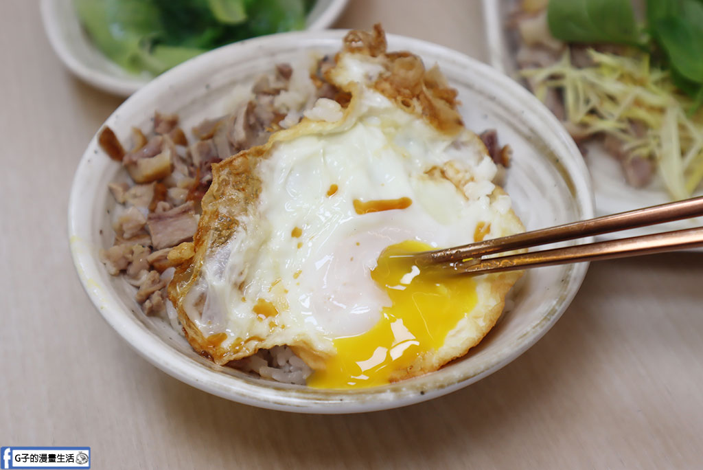 永和美食推薦》偶鵝嚐嚐永和店：雲林直送溫體鵝肉買一送一快衝！必點銷魂鵝肉飯加黃金鵝油蛋 @G子的漫畫生活