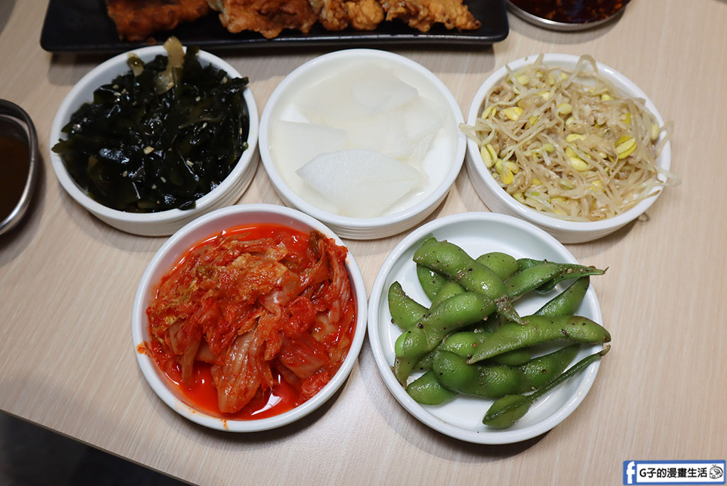 桃園火車站美食推薦|燒桶子韓食烤肉統領店:無煙燒肉約會首選!秘醬豬肉、春川辣炒雞與海鮮煎餅超滿足 @G子的漫畫生活 桃園火車站美食推薦|燒桶子韓食烤肉統領店:無煙燒肉約會首選!秘醬豬肉、春川辣炒雞與海鮮煎餅超滿足 @G子的漫畫生活