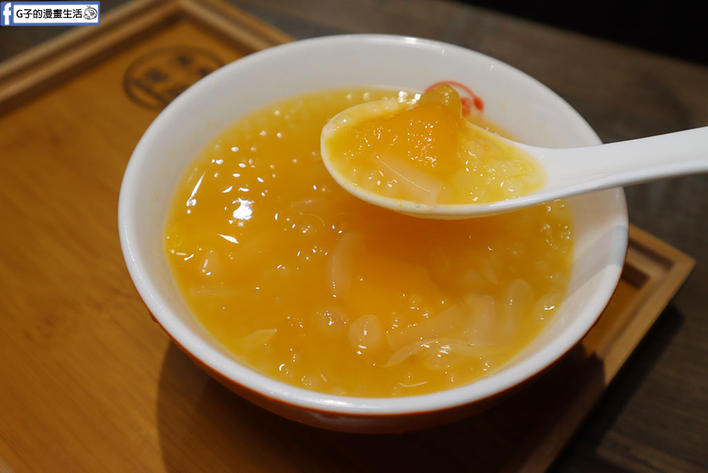 香香甜品:隱身巷弄【西門港式甜品】手磨芝麻糊.花生椰絲擂沙湯丸必吃,西門町宵夜甜點推薦 @G子的漫畫生活 香香甜品:隱身巷弄【西門港式甜品】手磨芝麻糊.花生椰絲擂沙湯丸必吃,西門町宵夜甜點推薦 @G子的漫畫生活