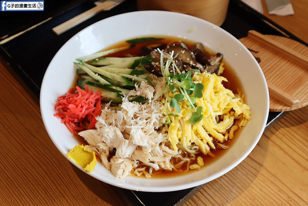 【秋田大館美食】花善|120年比內雞飯便當老店,有免費停車場,東北祭典自由行自駕午餐中繼站 @G子的漫畫生活 【秋田大館美食】花善|120年比內雞飯便當老店,有免費停車場,東北祭典自由行自駕午餐中繼站 @G子的漫畫生活