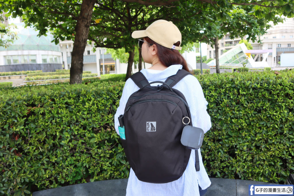 用29個寶特瓶做的後背包【INUK】Eco Primary TOWNY PACK2  潮旅休閒包開箱 @G子的漫畫生活