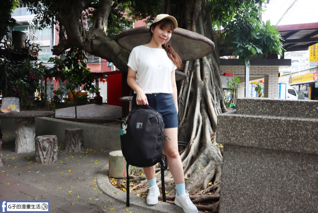 用29個寶特瓶做的後背包【INUK】Eco Primary TOWNY PACK2  潮旅休閒包開箱 @G子的漫畫生活