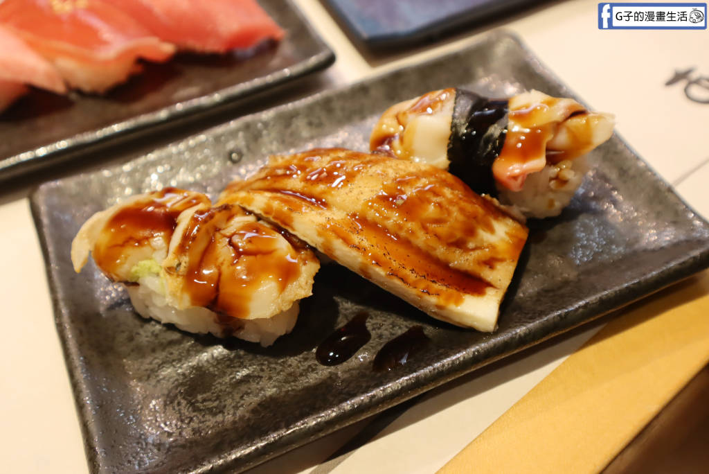 【青森美食】鮨處 Asuka 新町店｜2026青森睡魔祭雨天備案！JR青森車站前平價壽司，免排隊平板點餐推薦 @G子的漫畫生活