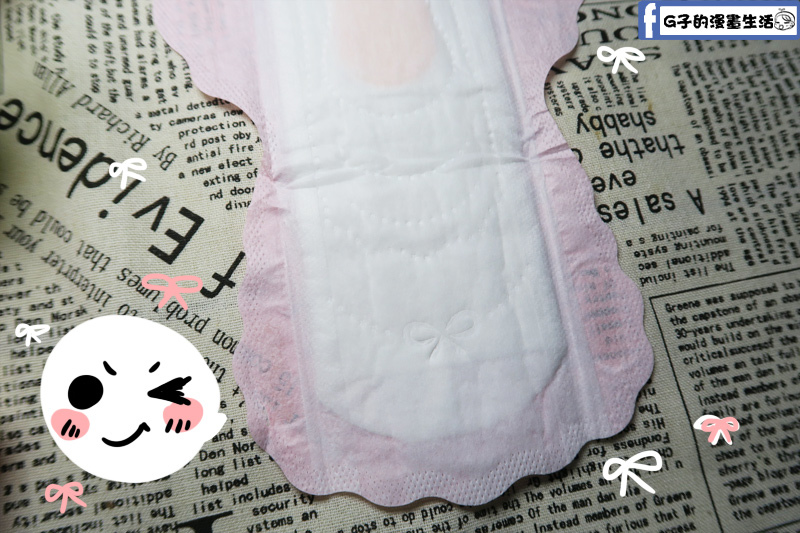 康乃馨香黛兒衛生棉護墊禮盒-女孩們每個月好朋友用香黛兒舒適度過+開箱瞬吸測試 @G子的漫畫生活