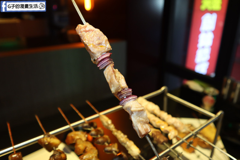 西門 羊騷殿-台灣第一家羊肉串自動燒烤,免動手烤只需動口吃就好~ @G子的漫畫生活
