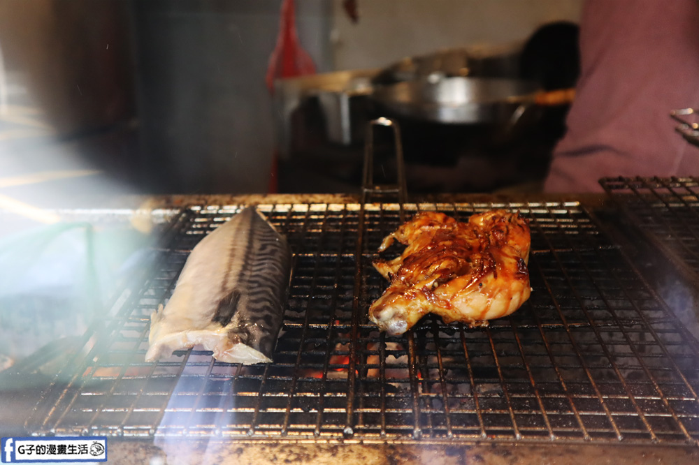 台北大安-石家烤肉飯,炭烤大雞腿霸氣蓋飯,信義安和站外帶美食.便當 @G子的漫畫生活