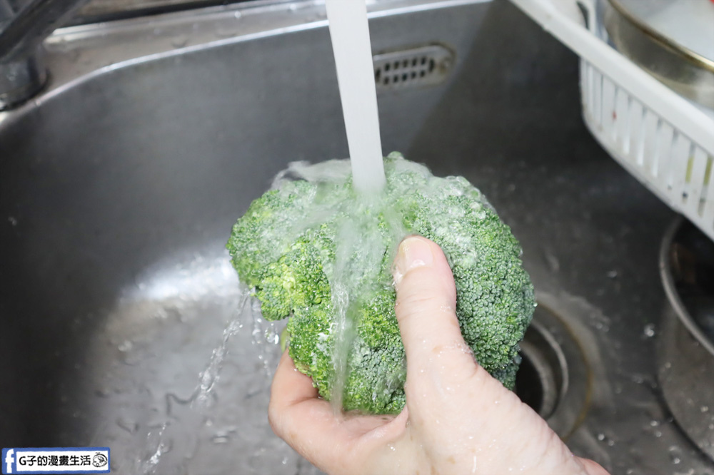 開箱-草甄皂-3合1冷製液態皂,蔬果.碗盤.洗手一瓶就夠!不傷手喔~ @G子的漫畫生活