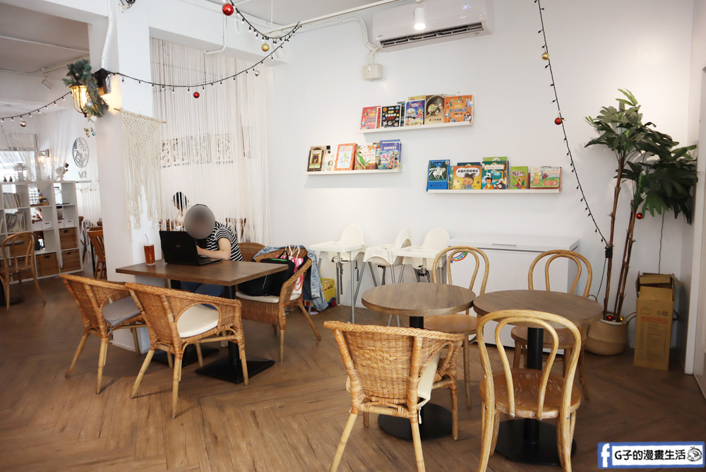 江子翠站-W2 Cafe &#038; Restaurant,板橋不限時咖啡廳,也是餐廳喔!下午茶甜點鬆餅CP值高 @G子的漫畫生活
